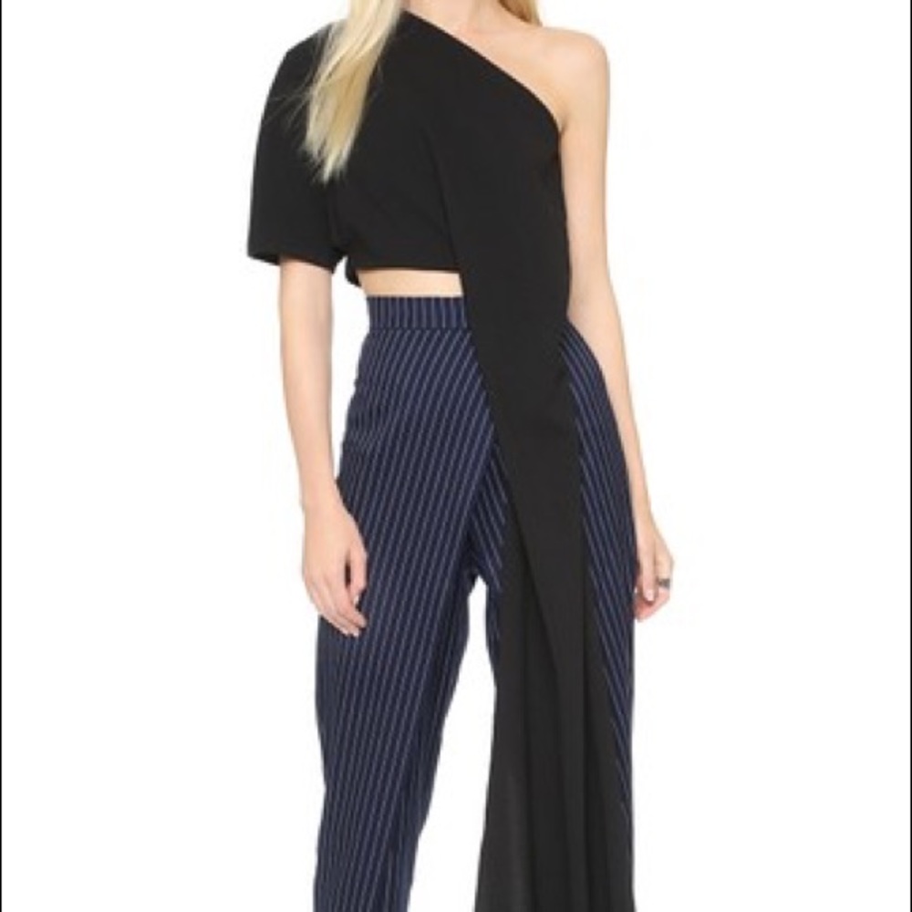Asymmetrical crop top